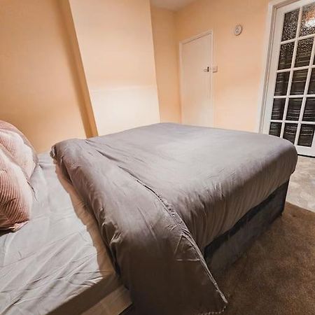 Spacious House In イプスウィッチ エクステリア 写真